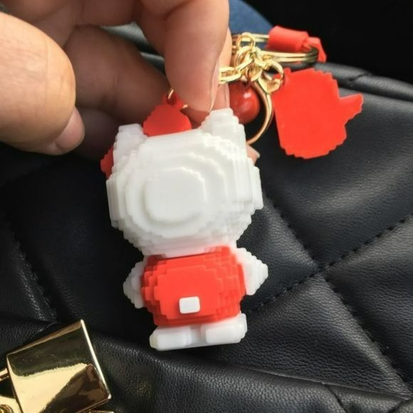 Keychain Hello Kitty red white  new 3 D - Picture 11 of 13